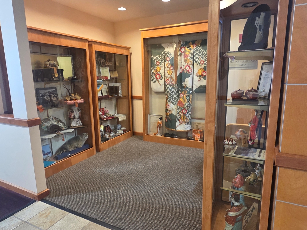 Mombetsu showcase at Newport City Hall